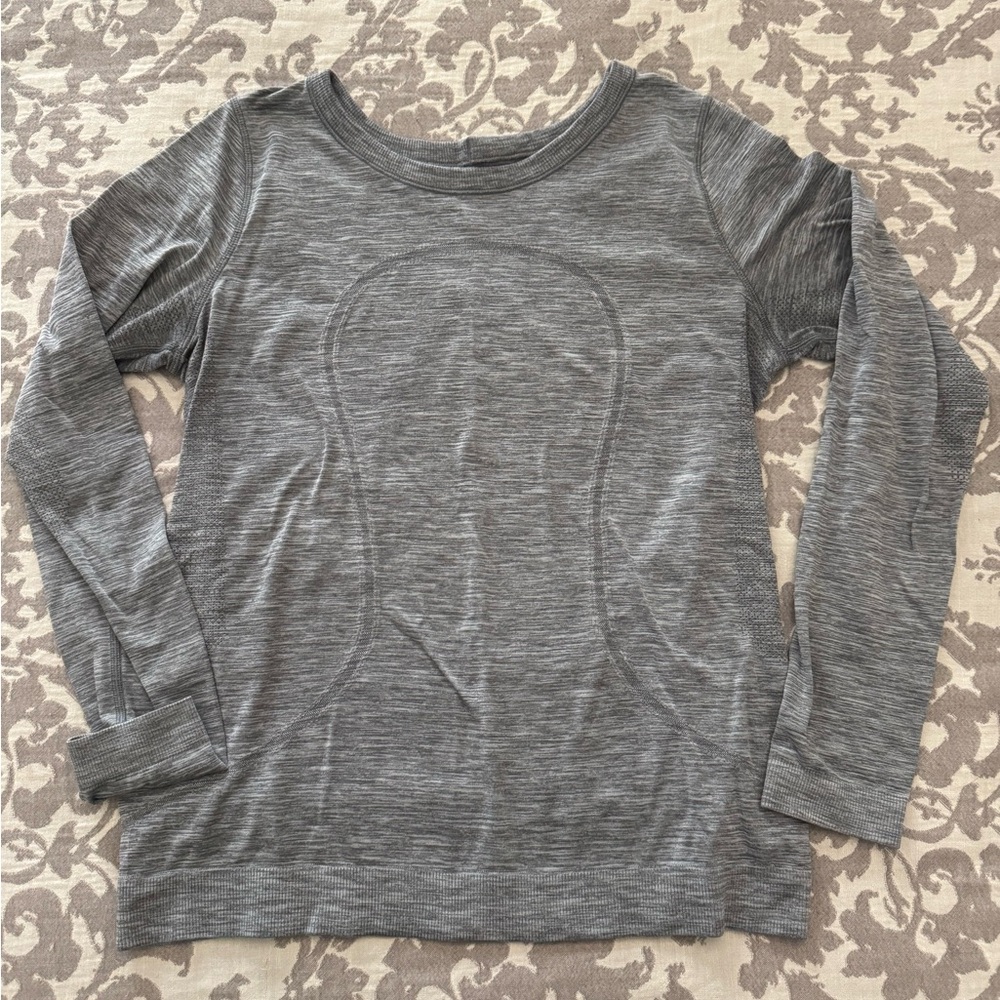 Grey Lululemon Long sleeve swiftly relaxed fit